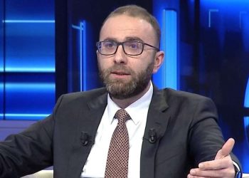 ‘Na mori m’qaf Open Ballkan!’/ Bardhi takon fermerët e Roskovecit: Prioriteti ynë bujqësia