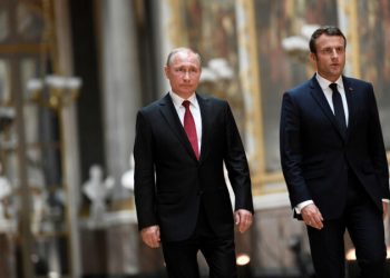 Evropianët ndryshojnë qasje, Macron i gatshëm të udhëheqë negociatat e BE-së me Moskën për fundin e luftës