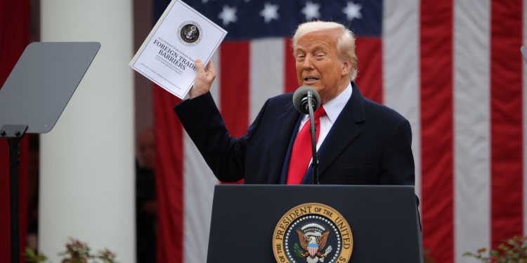 ‘Tarifat e Trump, të pajustifikuara’/ Reagojnë keq Spanja, Zvicra dhe Norvegjia: Janë të dëmshme!