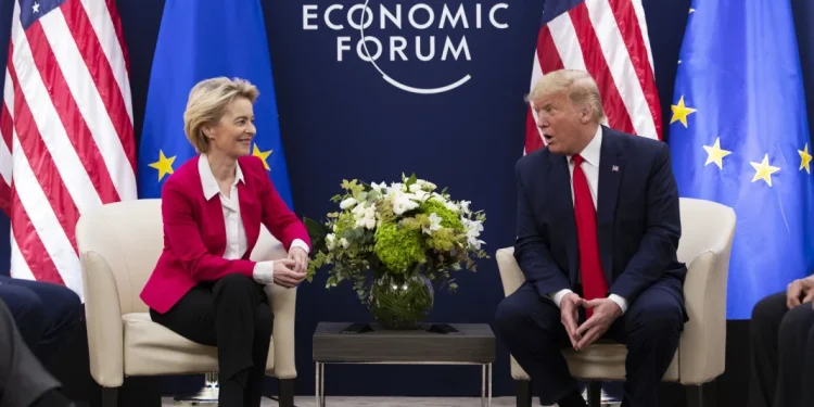 BE i ofron Trumpit marrëveshjen “zero për zero” për mallrat industriale