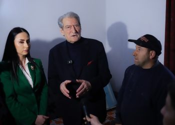 Berisha: Historia e tërmetit do të mbyllet përfundimisht brenda një viti! Sako është simbol i korrupsionit më shumë se Gjushi