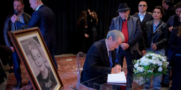 Homazhet/ Berisha: Margarita Xhepa do mbetet e gjallë në memorien e artit dhe kulturës shqiptare