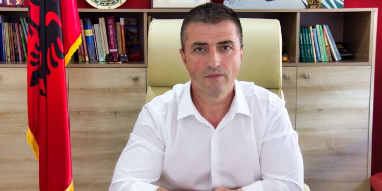 SKANDALI I MADH/ Tërmet Peçi ‘futi duart’ te fondet IPARD, 750 mijë euro për agroturizëm