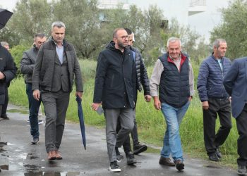 Bardhi takon banorët në Portëz: Qeveria i ka harruar! Prioriteti ynë është rikthimi i rinisë dhe ndërtimi i infrastrukturës