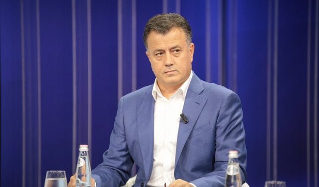 ‘Shtëpia e Zotit, si bazë pazaresh’/ Denoncon Noka: Baba Mondi e shndërron teqenë e Turanit në strehë kusarësh