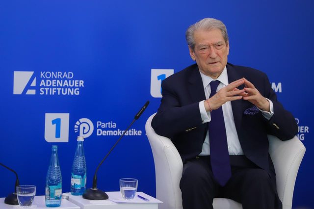 Programi për rendin dhe sigurinë/ Berisha: Rrogat do rriten në mënyrë progresive! Do shembim me shpejtësi narkoshtetin