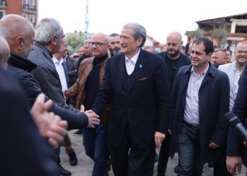 Masakra në Tiranë dhe vrasja në Lezhë/ Berisha: Këta i ndërsen Rama! Ne do e çlirojmë vendin nga banditët dhe vrasësit