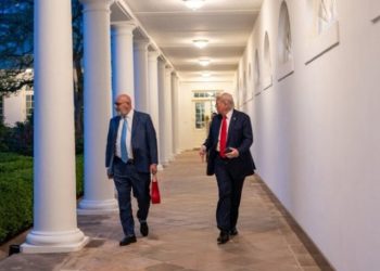 FOTOLAJM/ Chris LaCivita publikon fotot krah Donald Trump: Gjithçka filloi…