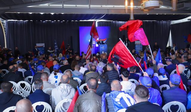 Berisha-diasporës: Kthehuni dhe investoni në Shqipëri! 5 vitet e para nuk do të paguani asnjë taksë