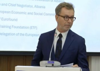 Gonzato – Ramës: Të rinjtë po ikin! Shqetësues niveli i korrupsionit dhe cilësia e arsimit