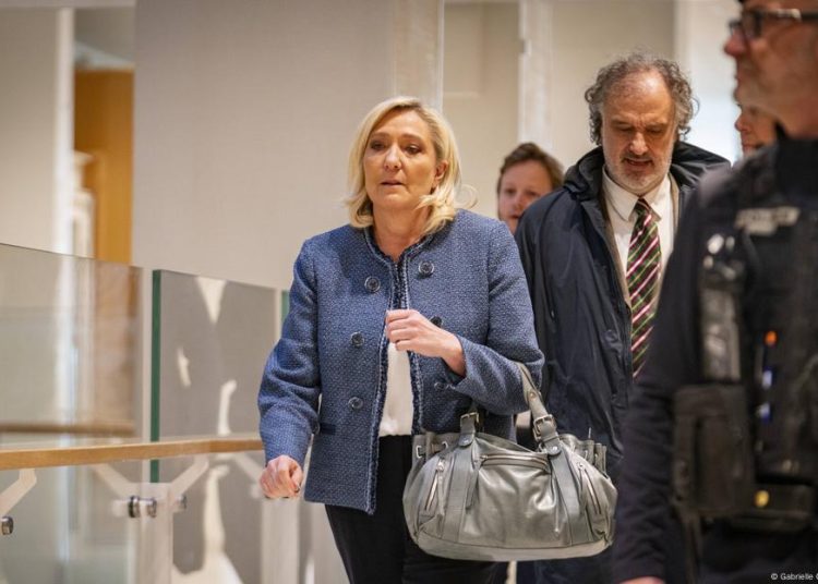Fund i karrierës politike të Marine Le Pen?