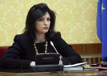 ‘3 vota nga Gjermania kundër regjimit’/ Topalli: Shpresa dhe zëri i ndryshimit, forca që po shkruani një histori të re!