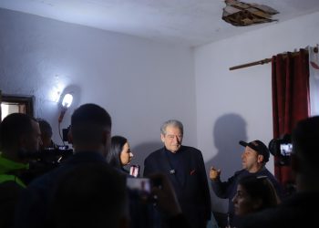 Skandali me rindërtimin/ Berisha: Po pasurohen me fatkeqësitë e të tjerëve. Ky është diskriminim i egër politik