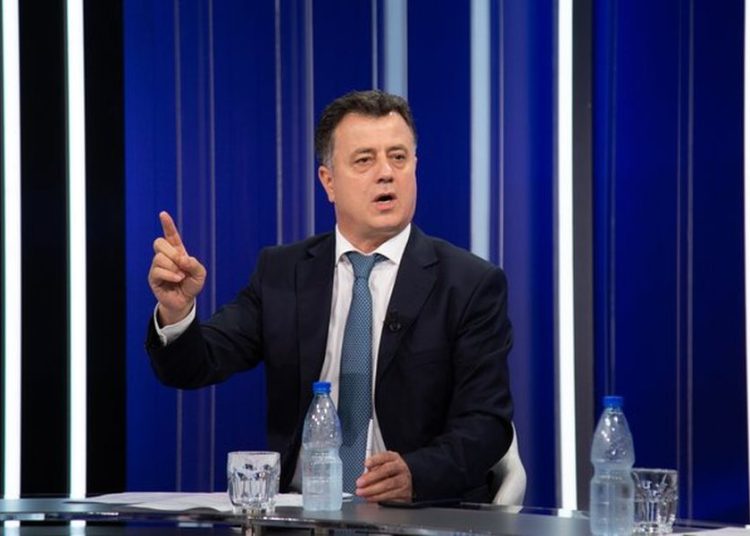 Noka: Rama, ‘krye Mi’! Vrenozi dhe demokratët e Korçës mesazh kryeministrit para 11 majit: Bufi do ti hajë minjtë…