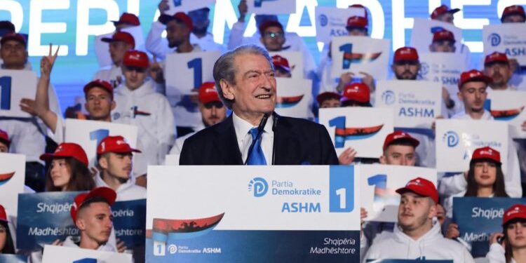 Berisha: Rama është ngujuar në zyrë prej 2 muajsh