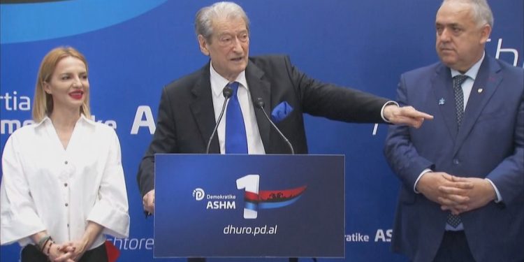 “Ftoj Ramën në debat”, Berisha përsërit thirrjen: Hajde bashkë me socialistët