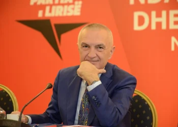 ‘U argëtova sot me ‘ufo’-n nga Tirana’/ Ilir Meta: Skraparlinjtë, patriotë dhe njësha përgjithmonë