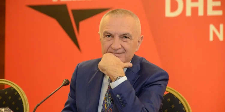 ‘U argëtova sot me ‘ufo’-n nga Tirana’/ Ilir Meta: Skraparlinjtë, patriotë dhe njësha përgjithmonë