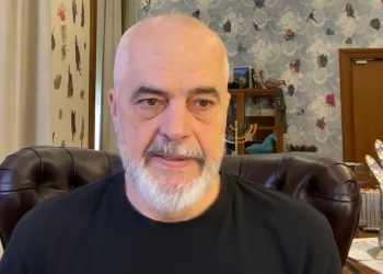 A do të pranojë një debat publik me Sali Berishën? Ja si përgjigjet Rama