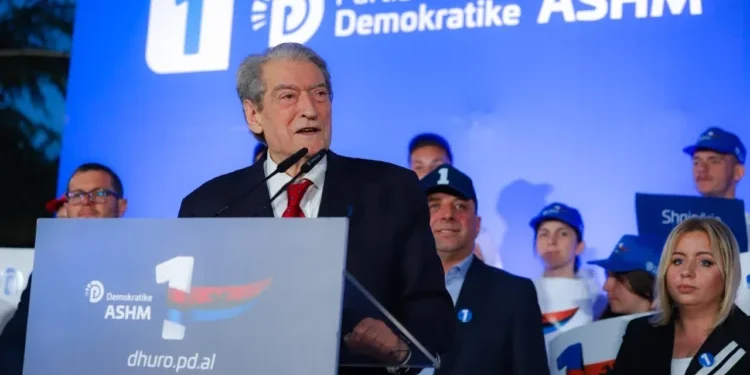 Berisha – Ramës: O burrec 2 metra, me këtë fjalor as në “Big Brother” s’do të pranonin