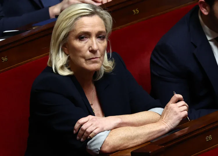 Dënimi i Le Pen, e djathta ekstreme franceze bën thirrje për protesta mbarëkombëtare