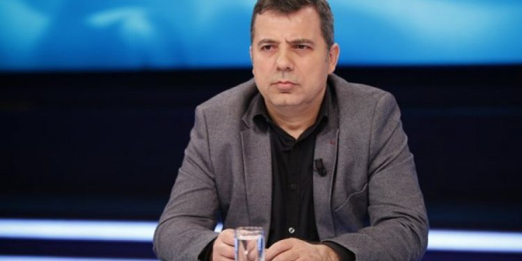 ‘Gratë duartrokasin Ramën nga halli’/ Abilekaj: Përdoren si kukulla për propaganda