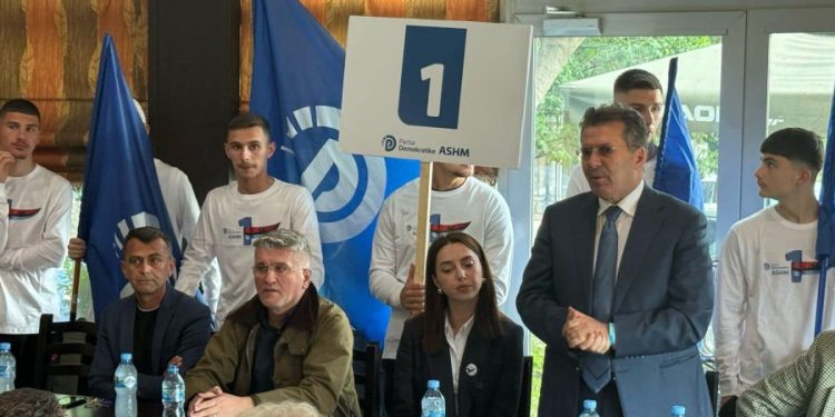 Prezantimi i kandidatëve/ Gjekmarkaj nga Miloti: Qeveria në ikje e Edi Ramës nuk e ndal ndryshimin, Fitore!