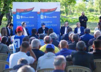 ‘12 vjet dështime’/ Berisha: Pasaporta europiane e Ramës mashtrim, si djegësi i Tiranës! Kërkon të heqë vëmendjen