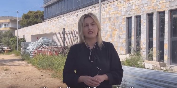 Zhupa: 348 milionë lekë për një gërmadhë që nuk u shërben nxënësve të Sarandës, më 11 Maj…