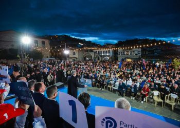 Berisha nga Berati: Vijmë tek ju me një zotim solemn, do t’ju kthejmë paratë që qeveria merr nga ju