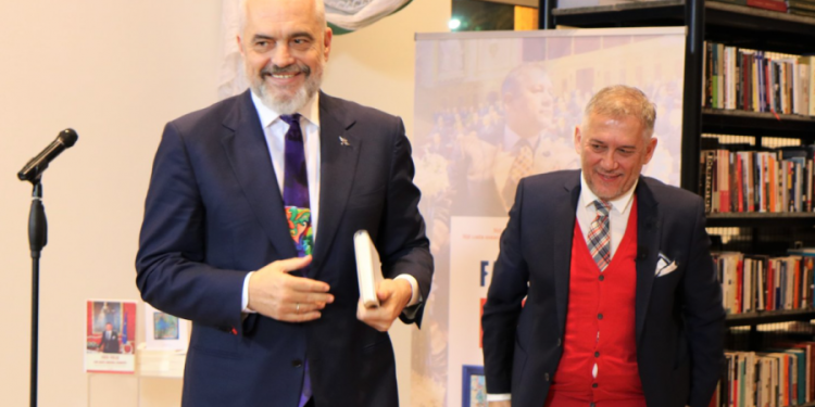 Thellohet skandali/ Media austriake: Ambasadori i Ramës fshehu në ambasadë kunatën e tij që kërkohet nga SPAK për dosjen Toyota Yaris