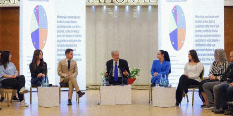 “Do të hapim një fakultet tjetër mjekësie”/ Berisha: Do dyfishojmë buxhetin për Shëndetësinë dhe Arsimin!