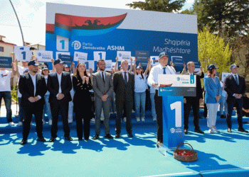 Berisha në Pukë: Nuk shkohet në Europë me hajdute si Lubi Balluku!