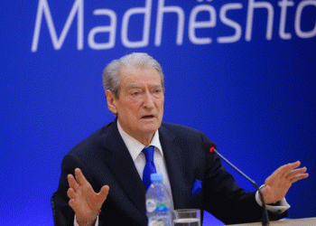 Berisha: Nënat dhe gratë shqiptare do jenë të parat që do e ndëshkojnë Ramën, për atë që ai u ka bërë atyre ndër vite