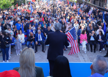 Berisha-Ramës: Pse nuk u rritën pensionet siç bënë fqinjët? Ti je hajdut dhe nuk u jep paratë që meritojnë