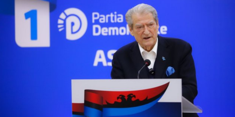 Berisha i përgjigjet Ramës: Blinken është sot non-grata në vendin e tij, skandali McGonigal nuk mbyllet kurrë