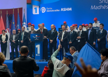 Berisha nga Pogradeci: Çmimi i naftës do ulet me 40%, do dyfishohet buxheti për shëndetësinë, arsimin dhe bujqësinë