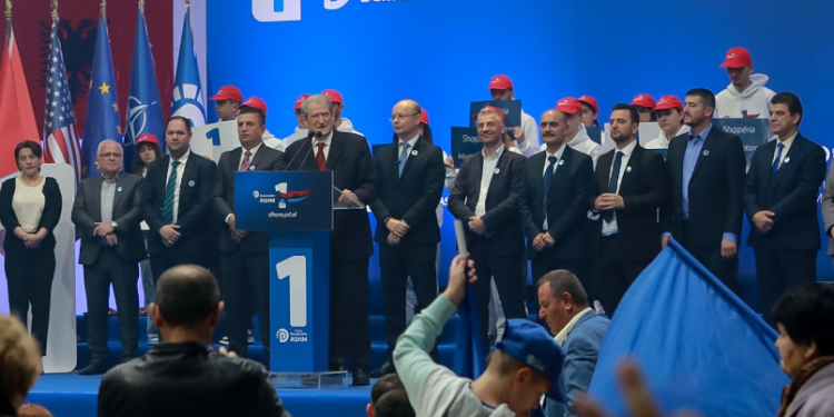 Berisha nga Pogradeci: Çmimi i naftës do ulet me 40%, do dyfishohet buxheti për shëndetësinë, arsimin dhe bujqësinë