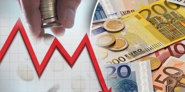 Këmbimi valutor 2 prill/ Zbuloni se çfarë po ndodh me euron, dollarin dhe monedhat e tjera