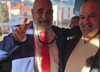 Demokrati korçar ‘thumbon’ Ramën: Amerikani ta fut pa u ndjerë, do thuash obobo…