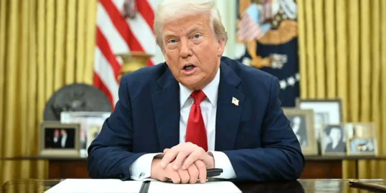 Trump pezullon për 90 ditë tarifat e reja, Kinës ia rrit me 125%