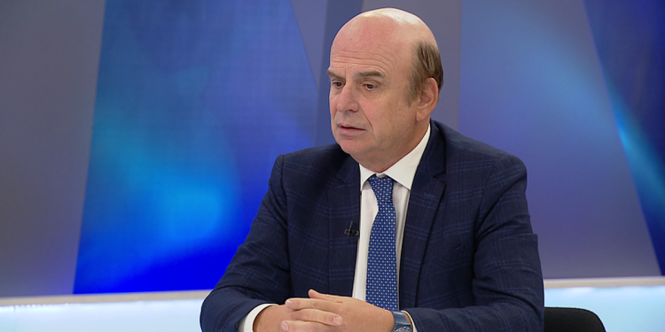 ‘Infeksioni me Salmonelë është serioz’, Panariti: Në markete ndodhet mish i ndotur, asnjë e dhënë nga AKU