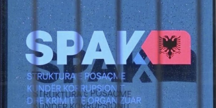 Emrat/ Anëtarë të dy grupeve kriminale, SPAK dërgon për gjykim 27 të pandehur