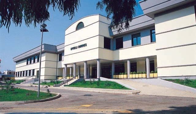 BIRN: Kriza shëndetësore në Durrës cënoi besimin e prindërve te sistemi arsimor