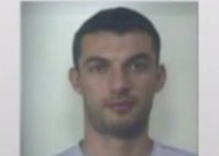 “Vendos dorën në Kuran që nuk e fal gjakun e vëllait tim”, dëshmia e Erion Alibejt: Dumani më tregoi ekzekutorët e familjarëve të mi