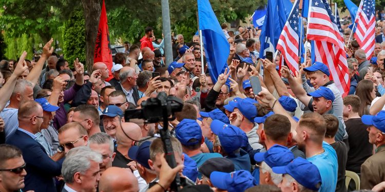 Berisha: Javën e parë taksa ‘Rama’ hidhet në Drin. Në Shqipëri nuk do të ketë pas 100 ditësh, asnjë shqiptar që jeton në varfëri të skajshme