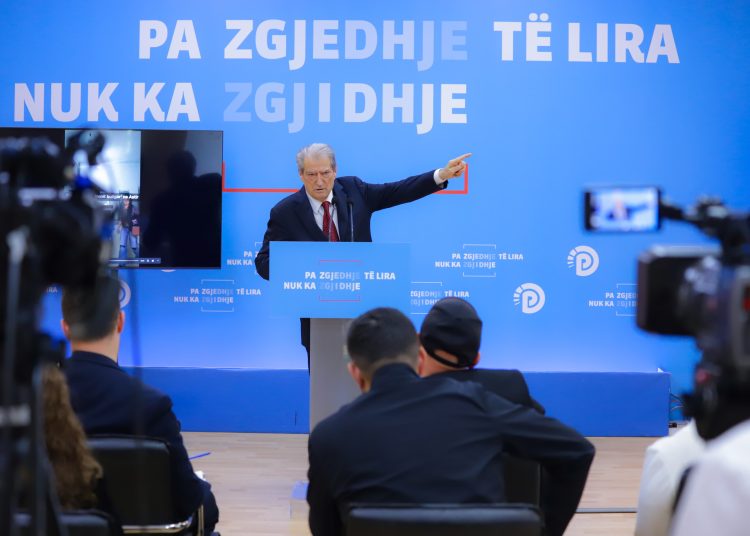 Berisha: Ja zyrat paralele me qendrat e votimit të PS ku drejtohet ‘treni bullgar’