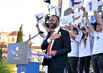 Bardhi mesazh qytetarëve: Edhe 7 ditë për ndryshim! Trokisni në çdo derë, flisni me çdo zemër…