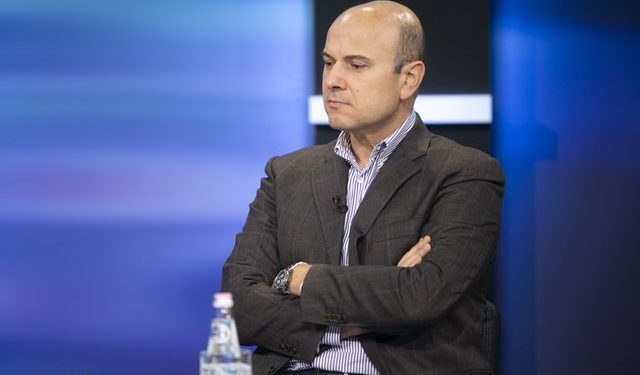 Skandali/ Malltezi: Giro d’Italia organizohet nga privati, Edi Rama i jep 7 milion € para publike
