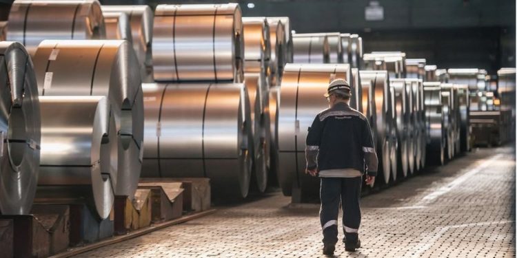 Trump dyfishon tarifat për çelikun dhe aluminin në 50%